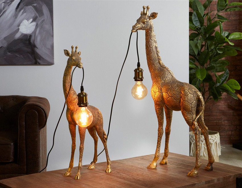 LÁMPARA SOBREMESA IM180